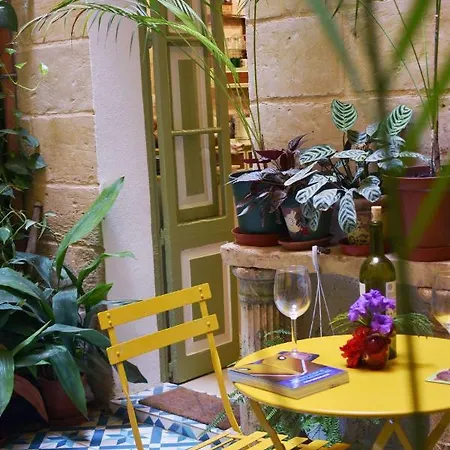 Myrtle - Authentic Experience * La Valette