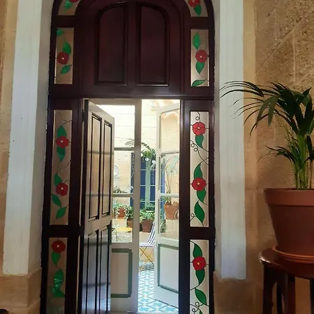 Myrtle - Authentic Experience Apartment *