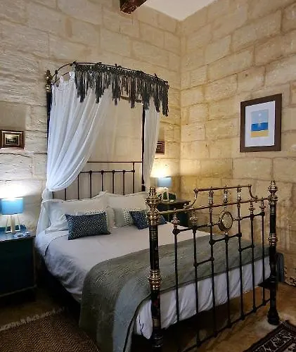 Myrtle - Authentic Experience * La Valeta